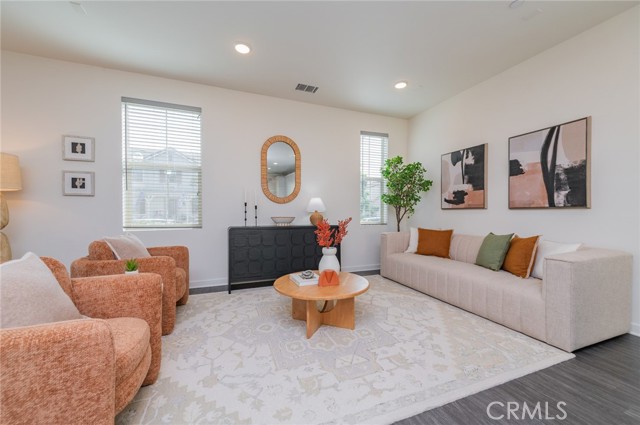 Detail Gallery Image 9 of 33 For 4836 S Monarch Pl, Ontario,  CA 91762 - 3 Beds | 3 Baths