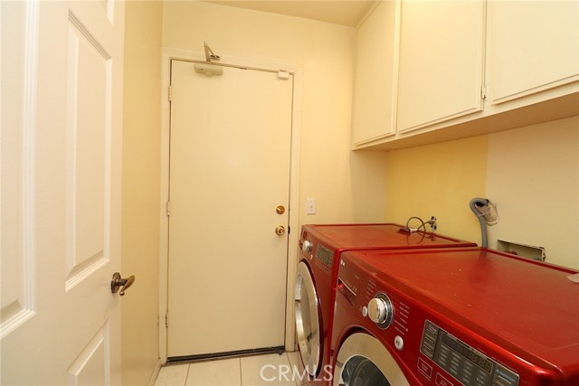 17252 Wentzel Way, Granada Hills CA: https://media.crmls.org/medias/93983b91-4fdd-4e37-9bc3-c9404841a2a3.jpg