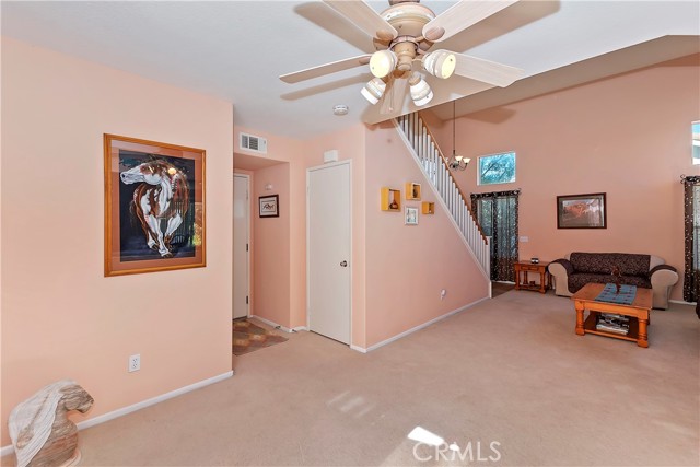 Detail Gallery Image 9 of 45 For 861 Poppyseed Ln, Corona,  CA 92881 - 3 Beds | 2/1 Baths