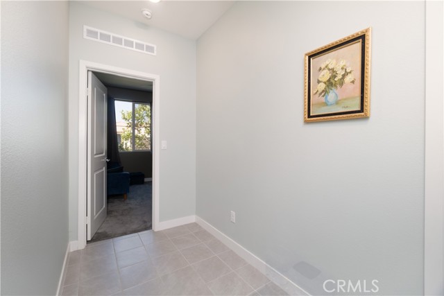 561 Yukon Rd, Rialto, CA 92377 photo 28