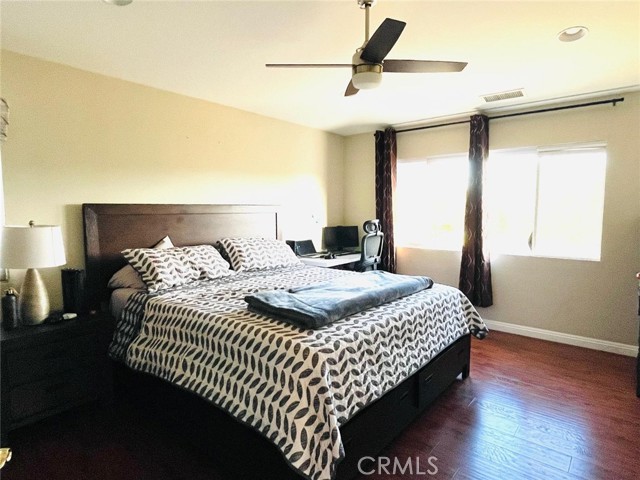 Detail Gallery Image 8 of 25 For 24336 Caladium, Valencia,  CA 91354 - 3 Beds | 2/1 Baths