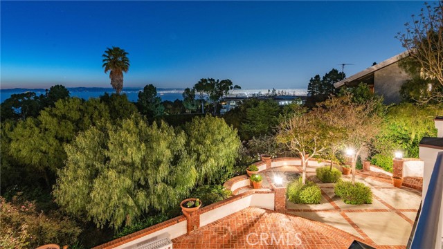 Detail Gallery Image 49 of 51 For 1409 via Arco, Palos Verdes Estates,  CA 90274 - 5 Beds | 5/2 Baths