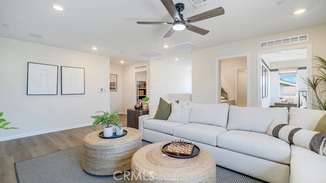 Detail Gallery Image 8 of 23 For 1452 Braided Mane Dr, San Jacinto,  CA 92582 - 4 Beds | 3/2 Baths