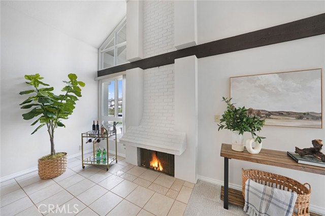 Detail Gallery Image 13 of 47 For 16672 Bolero Ln, Huntington Beach,  CA 92649 - 3 Beds | 2 Baths