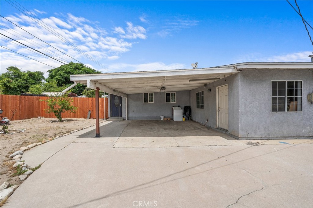 1571 E Olive Street