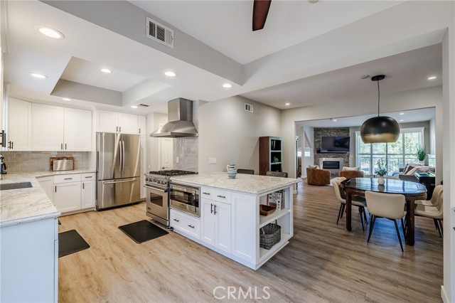 Detail Gallery Image 11 of 51 For 1219 S Catalina Ave, Redondo Beach,  CA 90277 - 4 Beds | 3/1 Baths