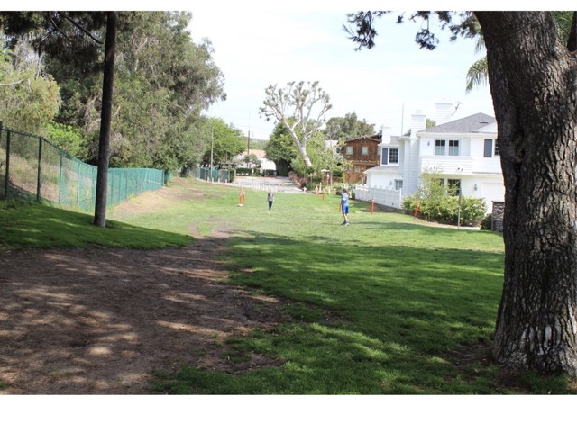 592 30th Street, Manhattan Beach, California 90266, 5 Bedrooms Bedrooms, ,6 BathroomsBathrooms,Residential,Sold,30th,SB20102255