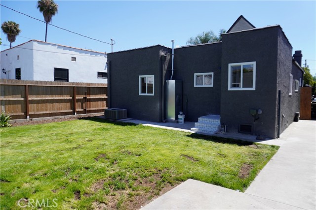 Detail Gallery Image 7 of 36 For 3515 S Norton Ave, Los Angeles,  CA 90018 - 2 Beds | 3 Baths