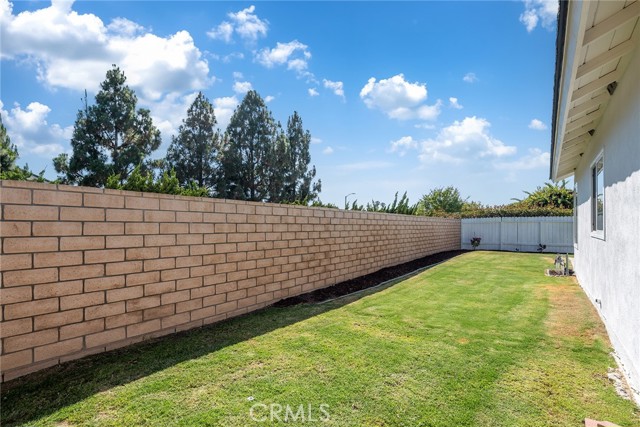 14181 Moore Ct., Irvine CA: https://media.crmls.org/medias/939e223b-0d51-4a1f-8618-168fe548425c.jpg
