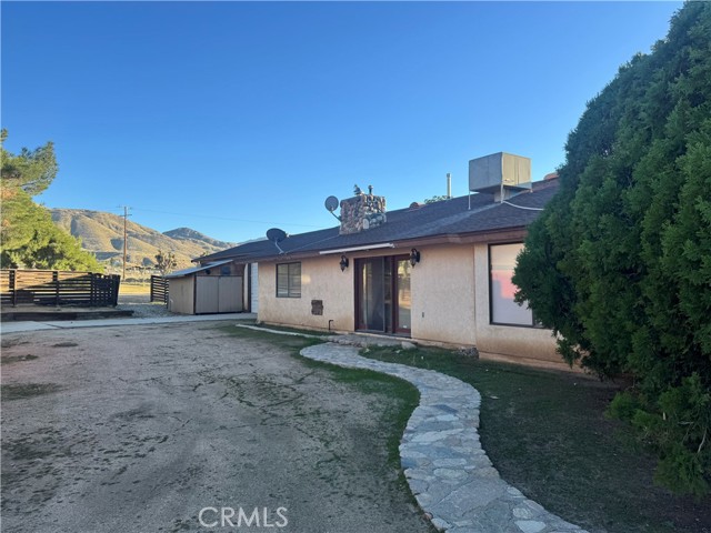 Detail Gallery Image 13 of 58 For 19574 Happy Valley, Apple Valley,  CA 92308 - 4 Beds | 3/1 Baths