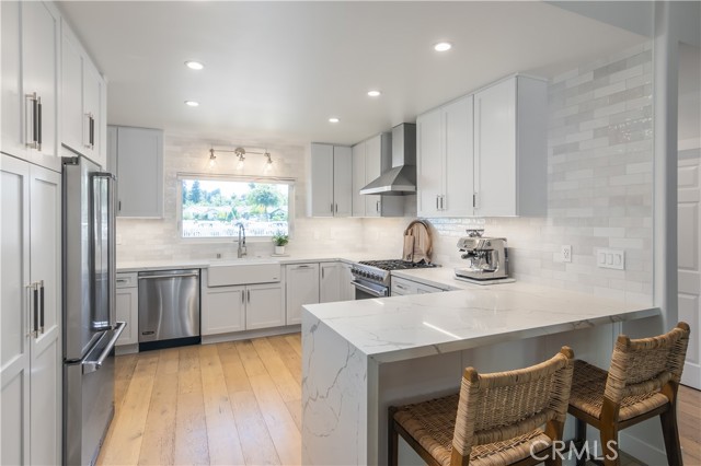 Image 9 of 31 For 23265 Sylvan