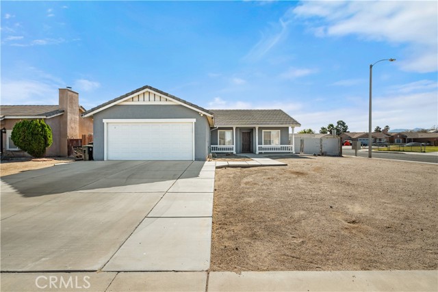 Detail Gallery Image 1 of 32 For 11837 Cambridge St, Adelanto,  CA 92301 - 4 Beds | 2 Baths