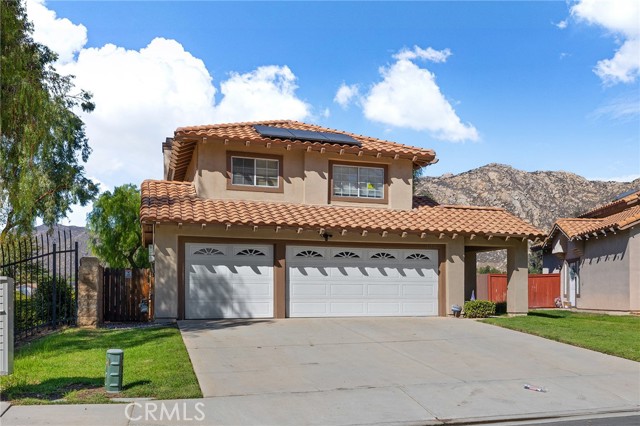 Detail Gallery Image 3 of 51 For 23702 Cedar Creek, Moreno Valley,  CA 92557 - 4 Beds | 3 Baths