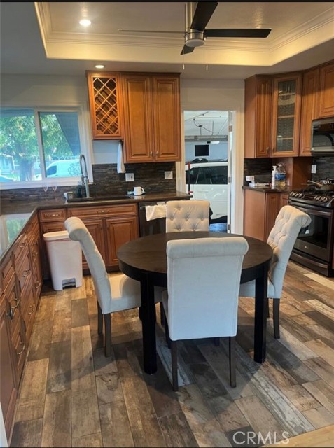 Detail Gallery Image 2 of 9 For 10581 Alderson Ave, Garden Grove,  CA 92840 - 3 Beds | 2 Baths