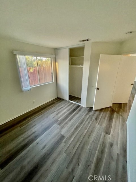 Image 13 of 28 For 79400 Avenue 42  B