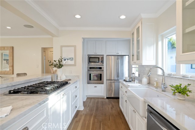 1500 Walnut Avenue, Manhattan Beach, California 90266, 3 Bedrooms Bedrooms, ,2 BathroomsBathrooms,Residential,Sold,Walnut,SB22011905