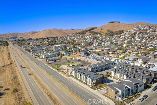 Detail Gallery Image 53 of 75 For 2412 Main St, Morro Bay,  CA 93442 - 3 Beds | 2/1 Baths