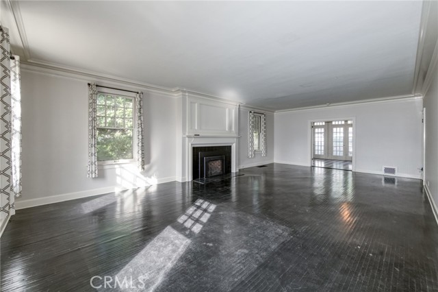 Detail Gallery Image 5 of 61 For 605 E Home Ave, Fresno,  CA 93728 - 5 Beds | 4/1 Baths