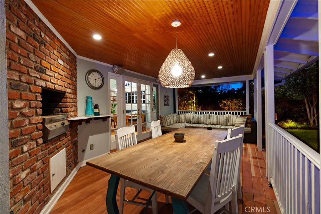 3584 Woodcliff RoadSherman Oaks img 32