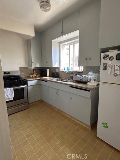 Detail Gallery Image 11 of 23 For 280 Park, Long Beach,  CA 90803 - – Beds | – Baths