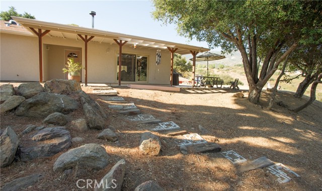 Detail Gallery Image 4 of 75 For 12145 Twin Springs Rd, Descanso,  CA 91916 - 4 Beds | 2 Baths