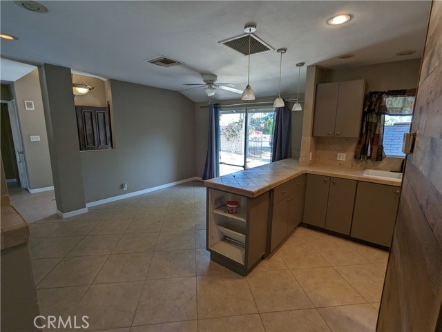 Detail Gallery Image 9 of 33 For 3190 E Vincentia Rd, Palm Springs,  CA 92262 - 3 Beds | 2 Baths