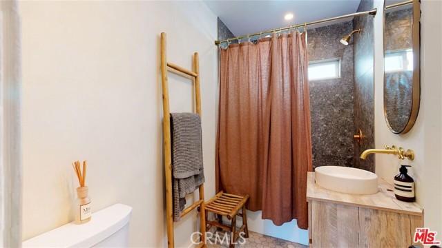 Detail Gallery Image 8 of 15 For 1225 Colorado, Los Angeles,  CA 90041 - 3 Beds | 2 Baths