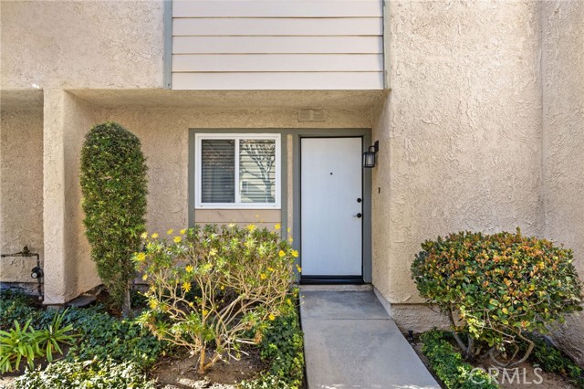 Detail Gallery Image 2 of 50 For 8347 Grenoble St #9,  Sunland,  CA 91040 - 2 Beds | 2/1 Baths