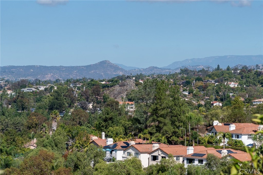 MLS #WS25241279 image #29