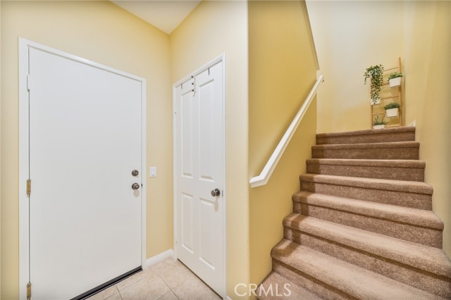 26972 Pebble Beach Drive, Valencia CA: https://media.crmls.org/medias/93a64b60-8a27-443c-883f-9bfde424f252.jpg