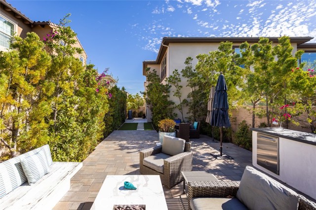 Detail Gallery Image 5 of 62 For 93 Turnstone, Irvine,  CA 92618 - 4 Beds | 4/1 Baths