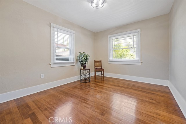 Detail Gallery Image 15 of 19 For 304 N Waverly St, Orange,  CA 92866 - 2 Beds | 1 Baths