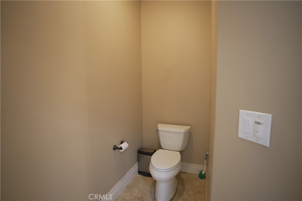 https://media.crmls.org/medias/93a6f753-7f8d-4b24-b0d1-848fc18f489a.jpg?preset=X-Large