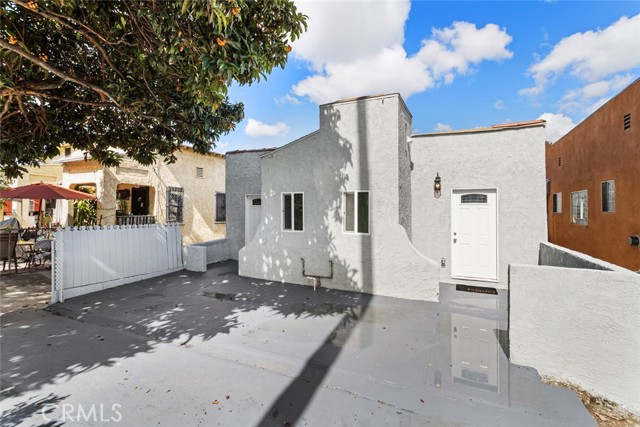 Image 2 for 1059 N Stone St, Los Angeles, CA 90063