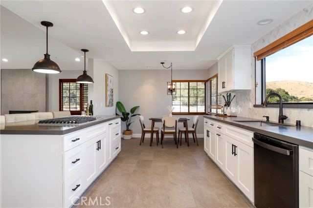 Detail Gallery Image 23 of 60 For 21565 Cleardale St, Newhall,  CA 91321 - 3 Beds | 2/1 Baths