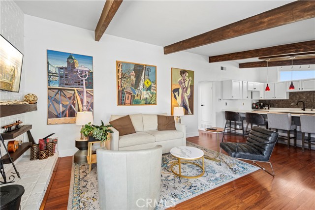 Detail Gallery Image 4 of 24 For 436 Seaward Rd, Corona Del Mar,  CA 92625 - 2 Beds | 1 Baths