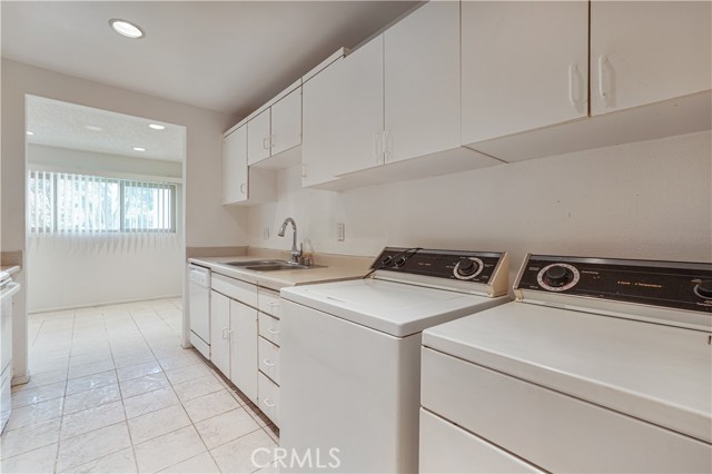Detail Gallery Image 19 of 52 For 23675 Park Capri #24,  Calabasas,  CA 91302 - 2 Beds | 2 Baths