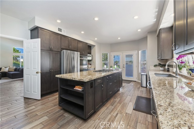 2162 Wild Canyon Drive, Colton CA: https://media.crmls.org/medias/93a88232-bcba-4377-a67c-c2ddc1a66d9a.jpg