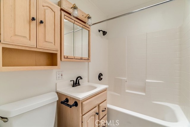 1226 Briarwood Drive, San Luis Obispo CA: https://media.crmls.org/medias/93a88b33-6bc6-4004-a4bd-9179d136350d.jpg