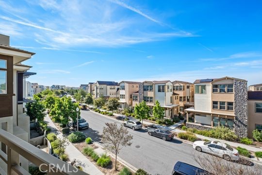Detail Gallery Image 31 of 37 For 165 Frame, Irvine,  CA 92618 - 4 Beds | 3/1 Baths