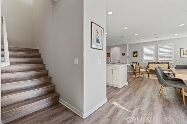 Detail Gallery Image 20 of 64 For 28642 Jardineras Dr, Valencia,  CA 91354 - 3 Beds | 2/1 Baths