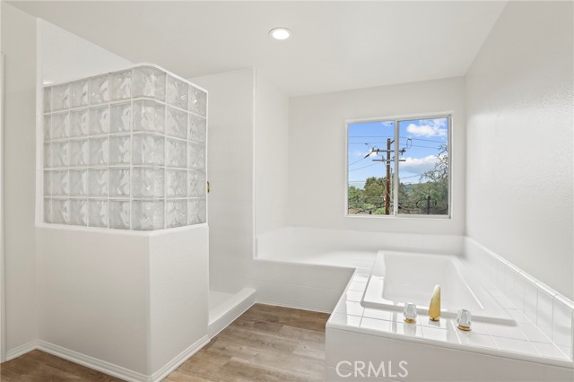 Detail Gallery Image 38 of 49 For 272 Manzanita, Thousand Oaks,  CA 91361 - 4 Beds | 3 Baths