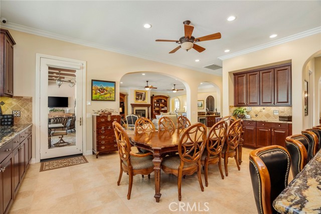 Detail Gallery Image 42 of 55 For 15929 Mandalay Rd, Canyon Country,  CA 91387 - 4 Beds | 5 Baths