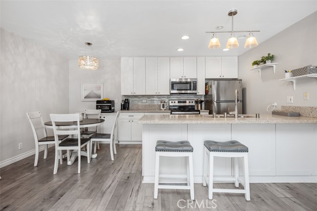 Detail Gallery Image 12 of 35 For 21981 Rimhurst Dr # P-160 #P-160,  Lake Forest,  CA 92630 - 2 Beds | 1 Baths