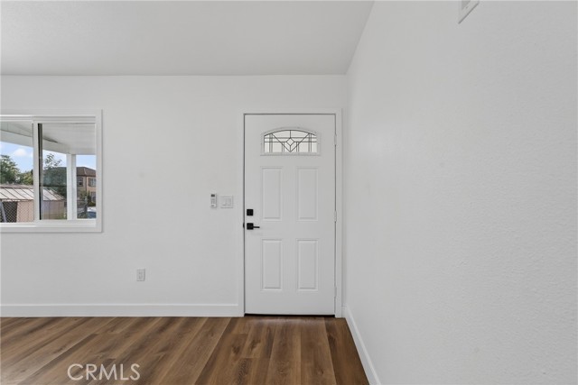Detail Gallery Image 5 of 31 For 1095 E Phillips Blvd, Pomona,  CA 91766 - 2 Beds | 1 Baths
