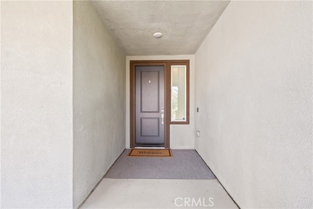 31041 Bridle Way, Menifee CA: https://media.crmls.org/medias/93ab38b1-50cd-4ad7-a4b6-a66e700d7786.jpg
