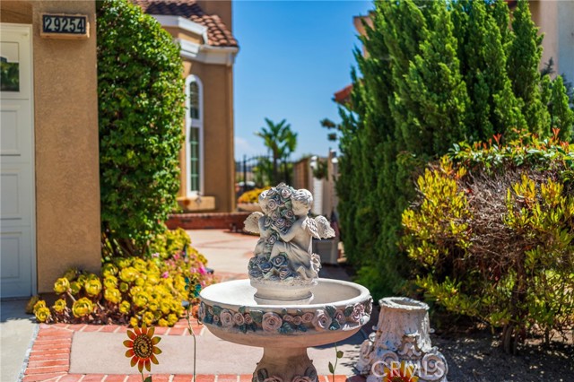 29254 Alfieri Street, Laguna Niguel CA: https://media.crmls.org/medias/93acd6c8-9551-4c3f-9a21-31ac43633335.jpg