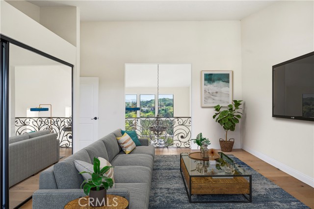 Detail Gallery Image 14 of 43 For 4404 San Blas, Woodland Hills,  CA 91364 - 3 Beds | 2/1 Baths