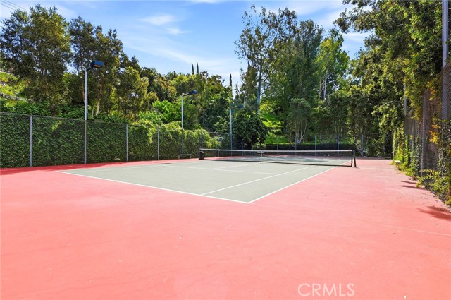 Detail Gallery Image 22 of 24 For 518 Blue Water, Fullerton,  CA 92831 - 2 Beds | 2 Baths