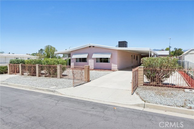 Detail Gallery Image 2 of 45 For 43740 Payne Avenue, Hemet,  CA 92544 - 2 Beds | 2 Baths